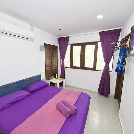 Oyo 90908 Noor Arfa River Chalet 쿠알라트렝가누 외부 사진